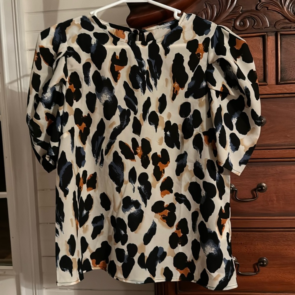 Cute funky leopard print top